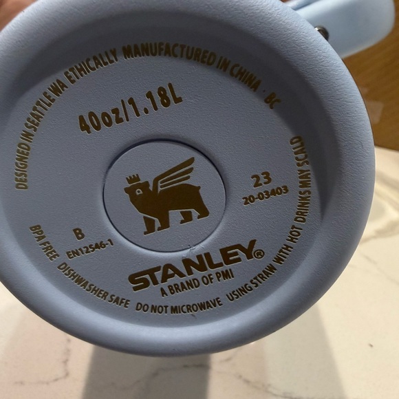 Stanley and Alo Collab Insulated Tumblers - Picture 5 of 5
